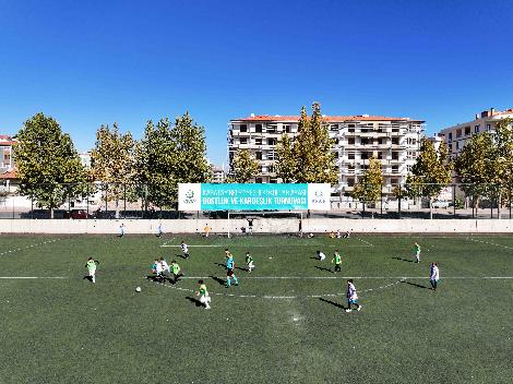 “İLKOKULLAR ARASI DOSTLUK VE KARDEŞLİK FUTBOL TURNUVASI” BAŞLADI