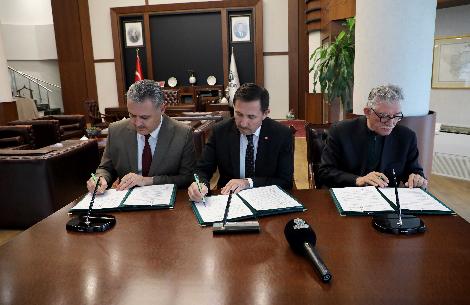 SAĞLIK YATIRIMLARI DEVAM EDİYOR