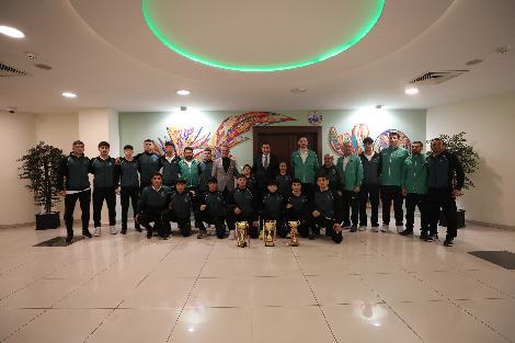 KARATAY’IN ŞAMPİYON SPORCULARINDAN BAŞKAN KILCA’YA ZİYARET