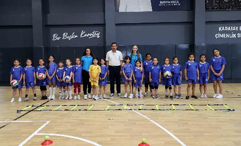 BAŞKAN KILCA, KARATAY YAZ SPOR OKULLARI'NDA ÖĞRENCİLERLE BULUŞTU