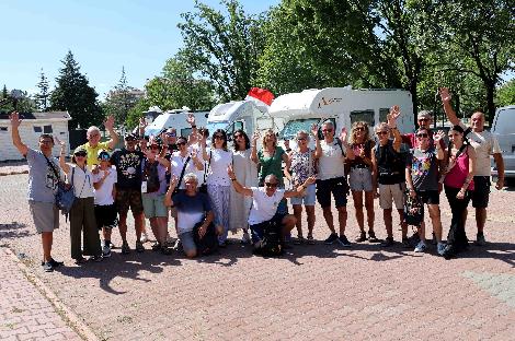 KARAVAN TUTKUNLARI KARATAY'DA KONFORLU BİR MOLA VERİYOR
