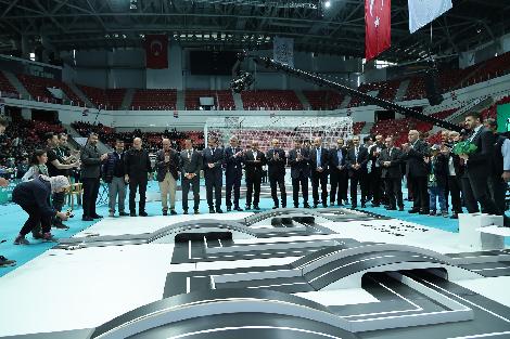 3. ROBOFEST KONYA ROBOT YARIŞMASI BÜYÜK BİR KATILIMLA BAŞLADI