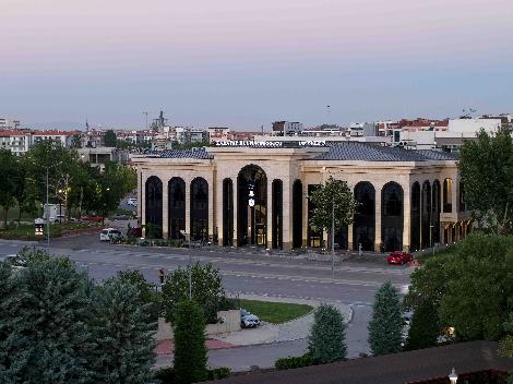 KARATAY KÜLTÜR MERKEZİ AİLE VE ŞEHİR HAYATINA DEĞER KATIYOR